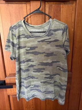 Lucky Brand Olive and Gray Camo Short Sleeve Tee
